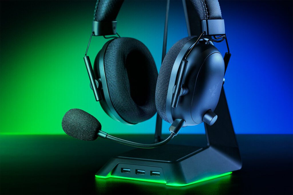 نمای نزدیک هدست گیمینگ بی سیم ریزر مدل Blackshark V2 Pro